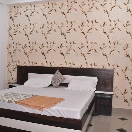 Shree Gorakhnath Guest House Ayodhya 外观 照片